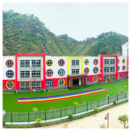 河北高坝店镇中心幼儿园人造草坪跑道